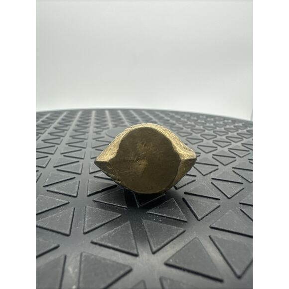 Mini Brass Seashell Picture Holder - Picture 3 of 5